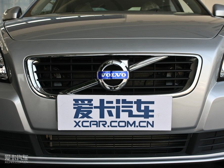 2011���֠���S40 2.0L �Ԅ����Ű�