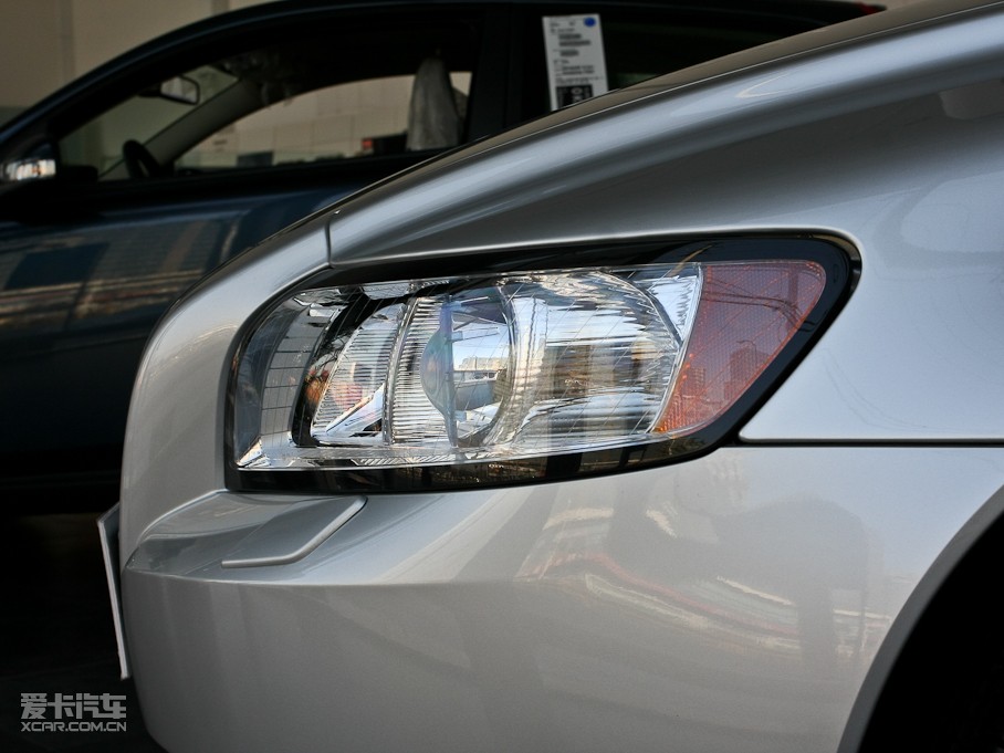 2011���֠���S40 2.0L �Ԅ����Ű�