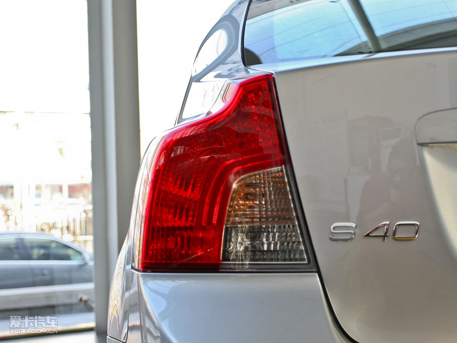 2011���֠���S40 2.0L �Ԅ�(d��ng)���Ű�