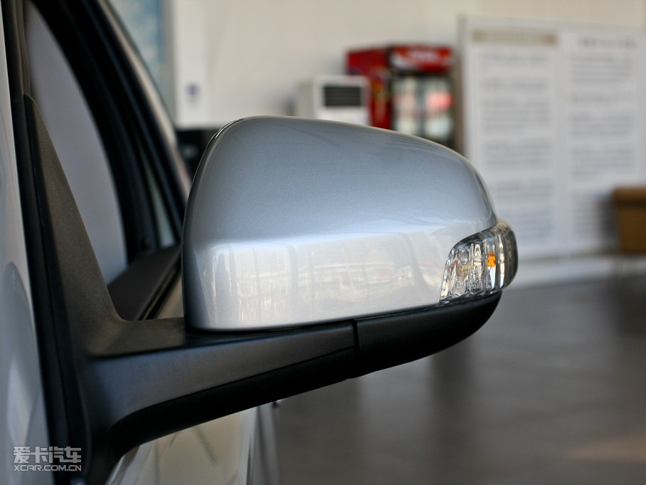 2011���֠���S40 2.0L �Ԅ����Ű�