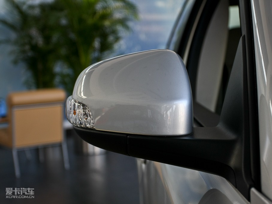 2011���֠���S40 2.0L �Ԅ����Ű�