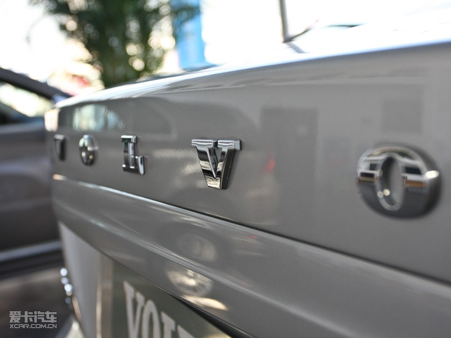 2011���֠���S40 2.0L �Ԅ����Ű�