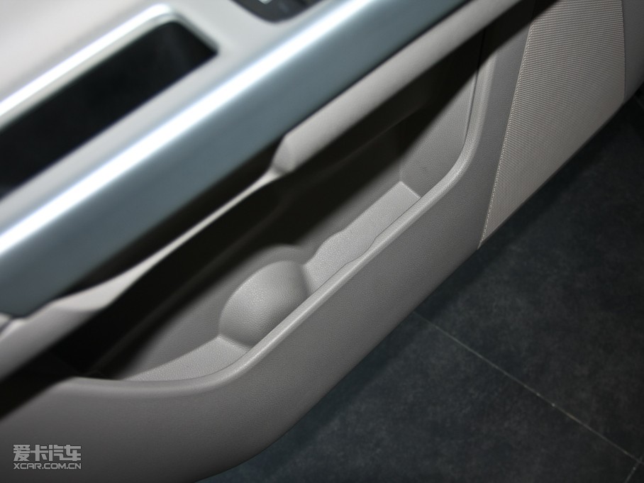 2011���֠���S40 2.0L �Ԅ�(d��ng)���Ű�