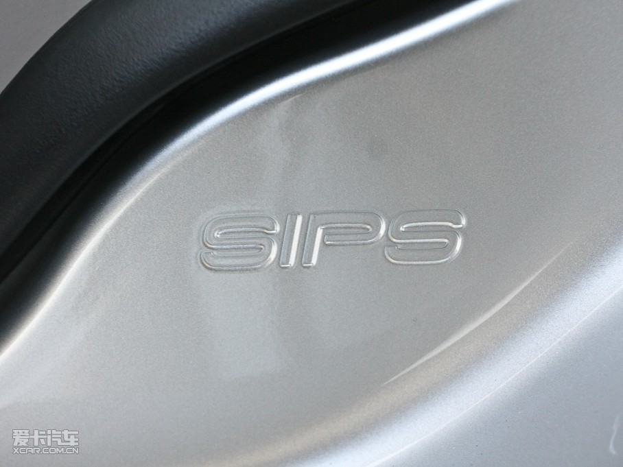 2011���֠���S40 2.0L �Ԅ����Ű�