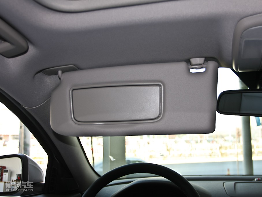 2011���֠���S40 2.0L �Ԅ����Ű�