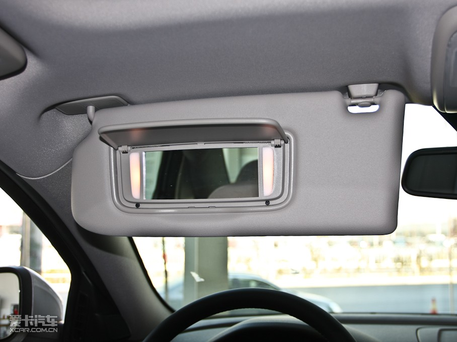 2011���֠���S40 2.0L �Ԅ�(d��ng)���Ű�