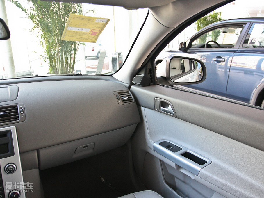 2011���֠���S40 2.0L �Ԅ����Ű�