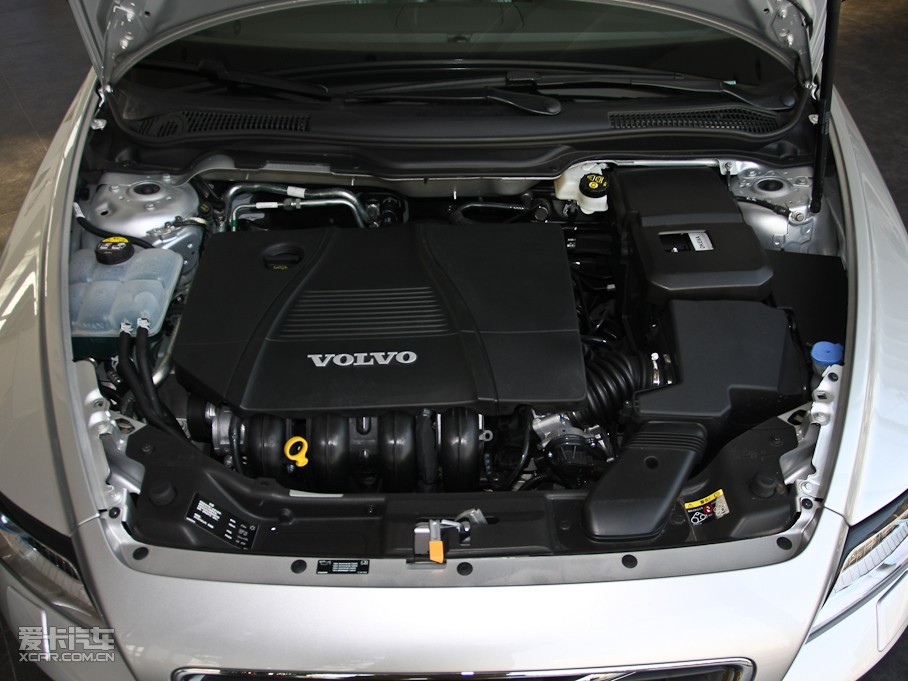 2011���֠���S40 2.0L �Ԅ����Ű�