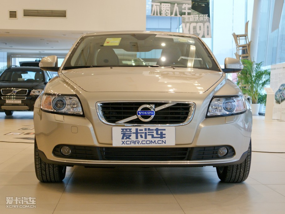 2011���֠���S40 2.0L �Ԅ������