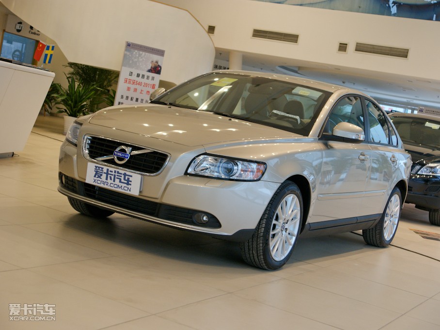 2011���֠���S40 2.0L �Ԅ������