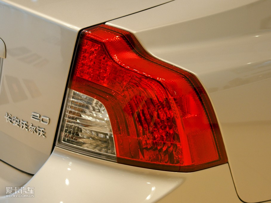 2011���֠���S40 2.0L �Ԅ������