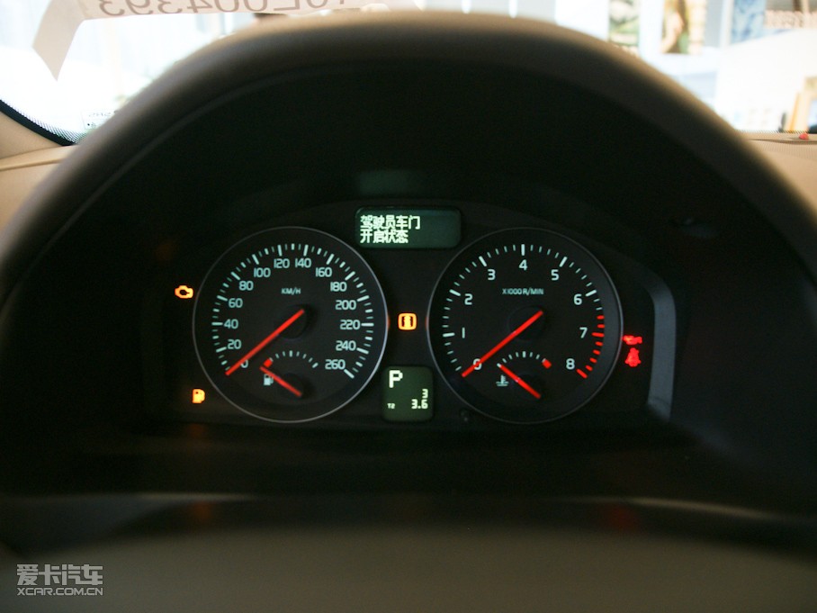 2011���֠���S40 2.0L �Ԅ������