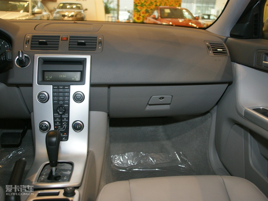 2011���֠���S40 2.0L �Ԅ������