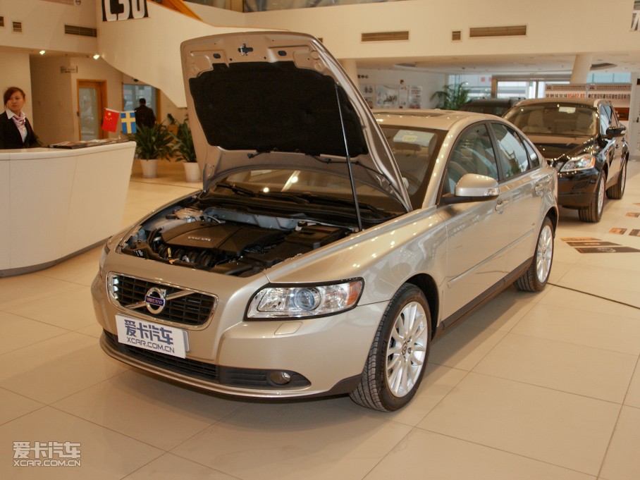 2011���֠���S40 2.0L �Ԅ������
