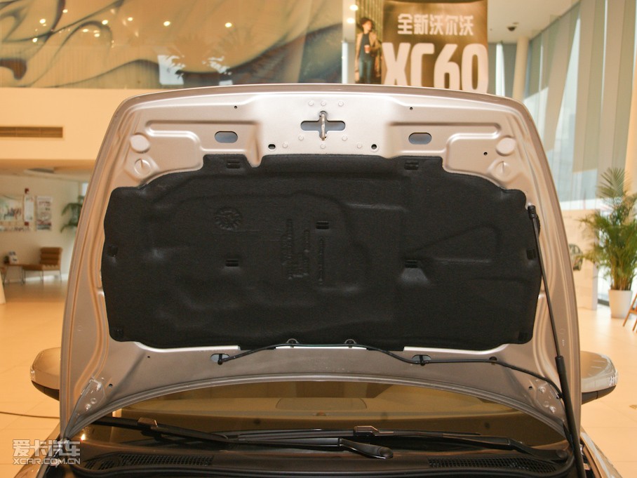 2011���֠���S40 2.0L �Ԅ������