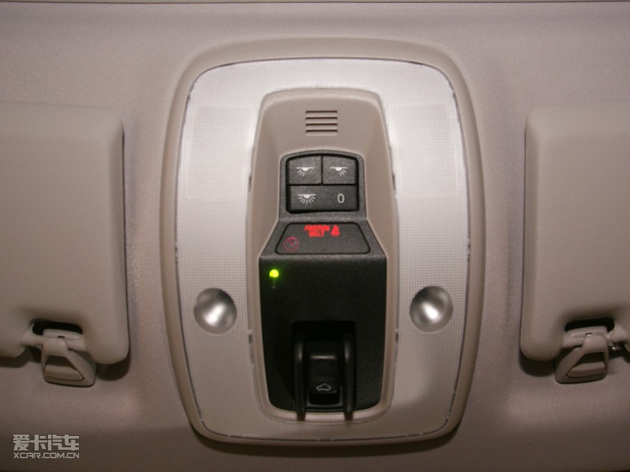 2011���֠���S40 2.0L �Ԅ������