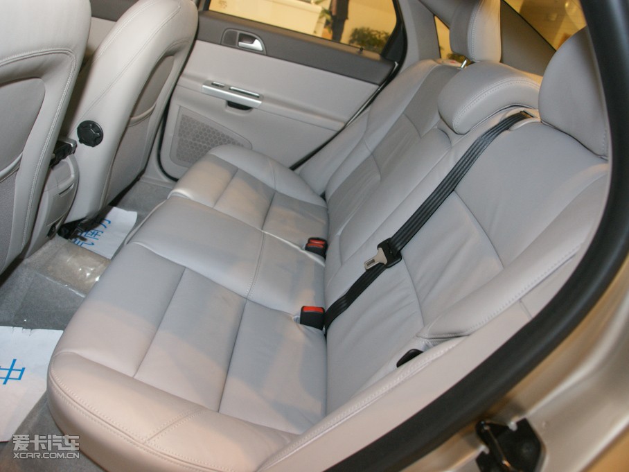 2011���֠���S40 2.0L �Ԅ������