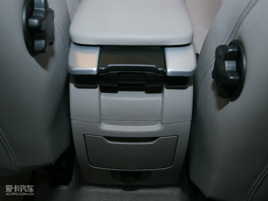 2011���֠���S40 2.0L �Ԅ�(d��ng)�����