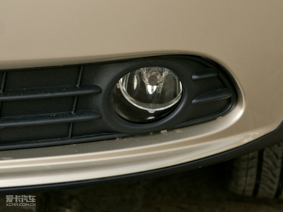 2011���֠���S40 2.0L �Ԅ����а�