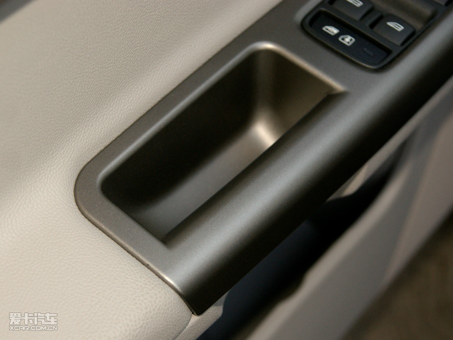 2011���֠���S40 2.0L �Ԅ�(d��ng)���а�