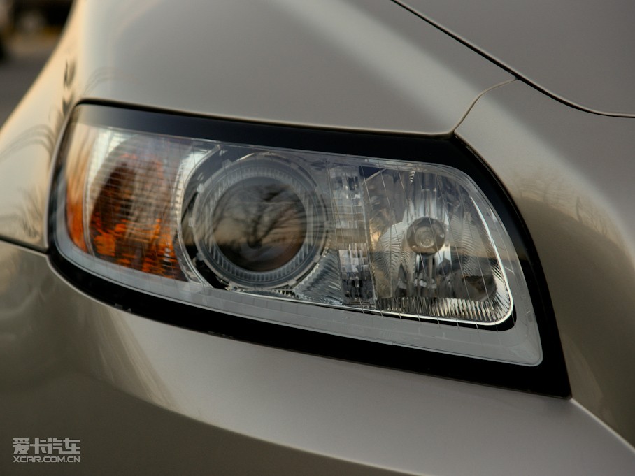 2011���֠���S40 2.0L �Ԅ����а�