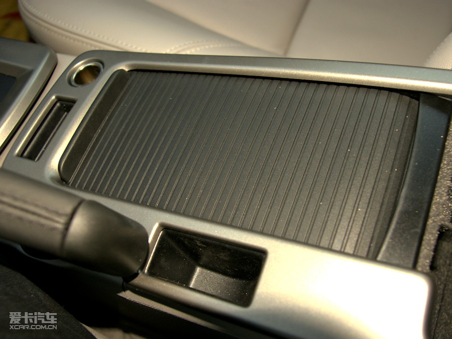 2011���֠���S40 2.0L �Ԅ����а�