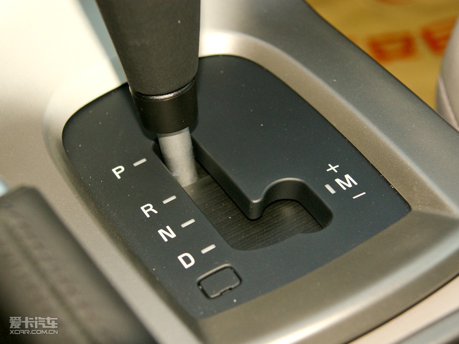 2011���֠���S40 2.0L �Ԅ����а�