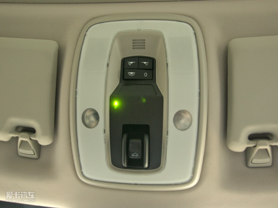 2011���֠���S40 2.0L �Ԅ����а�