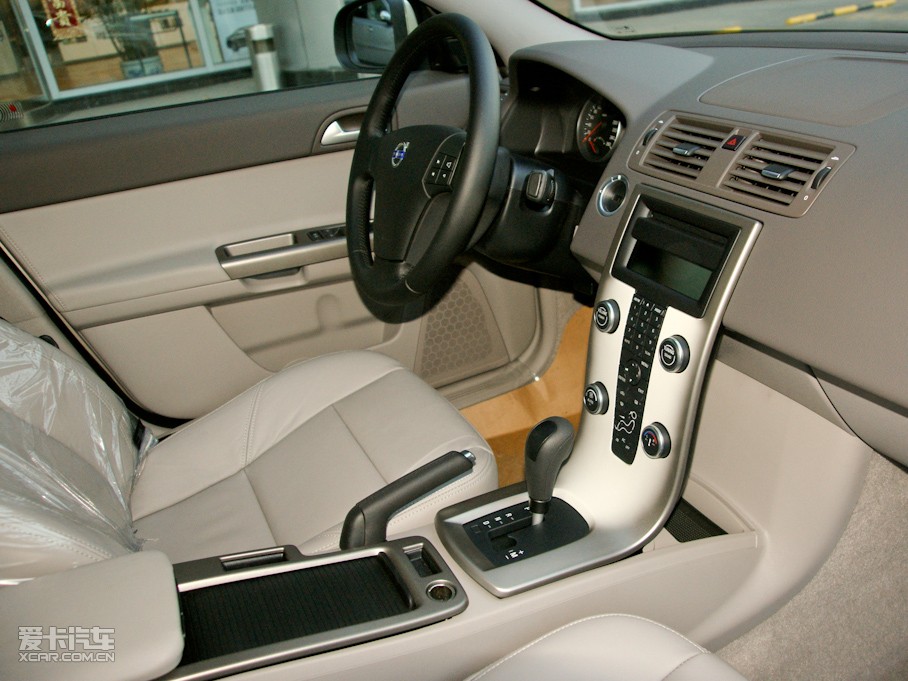 2011���֠���S40 2.0L �Ԅ����а�