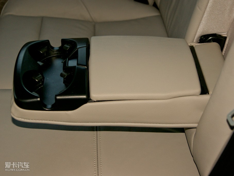 2011���֠���S40 2.0L �Ԅ����а�