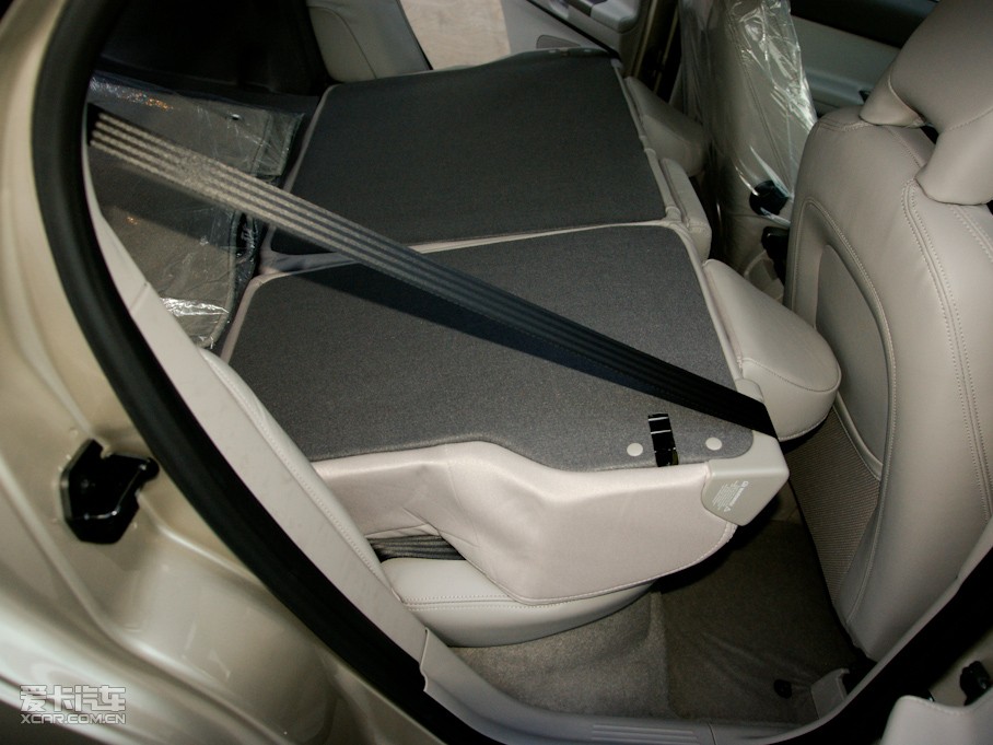 2011���֠���S40 2.0L �Ԅ����а�