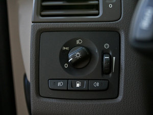 2011��2.0L �Ԅ����Ű� �п؅^