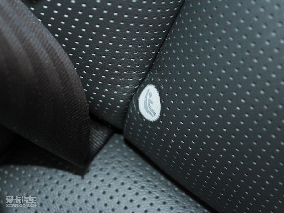 2011֠S80L 3.0T T6 (q)