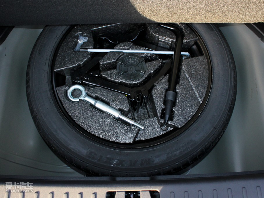 2011֠S80L 3.0T T6 (q)