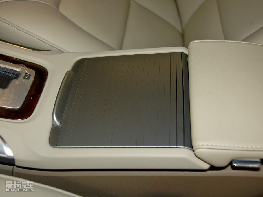 2011֠S80L 3.0T T6 Ű