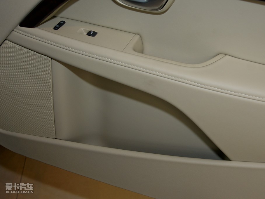 2011֠S80L 3.0T T6 Ű