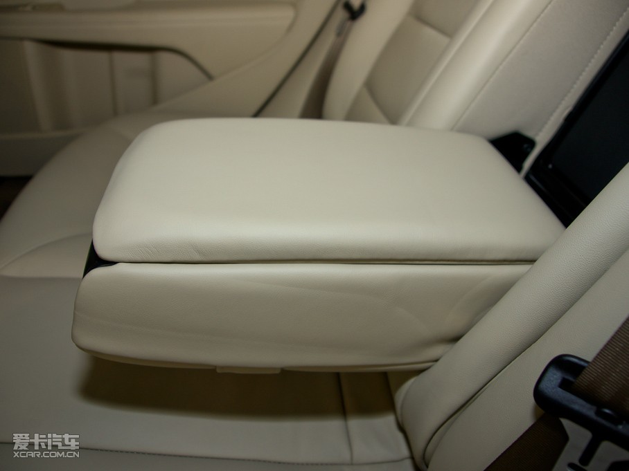 2011֠S80L 3.0T T6 Ű