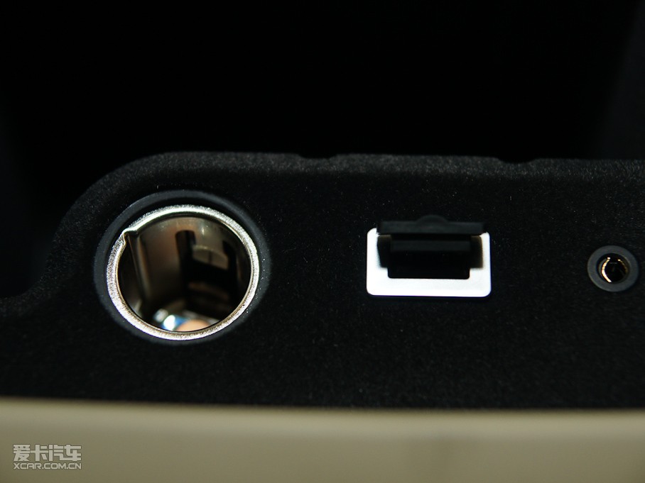 2011֠S80L 3.0T T6 Ű