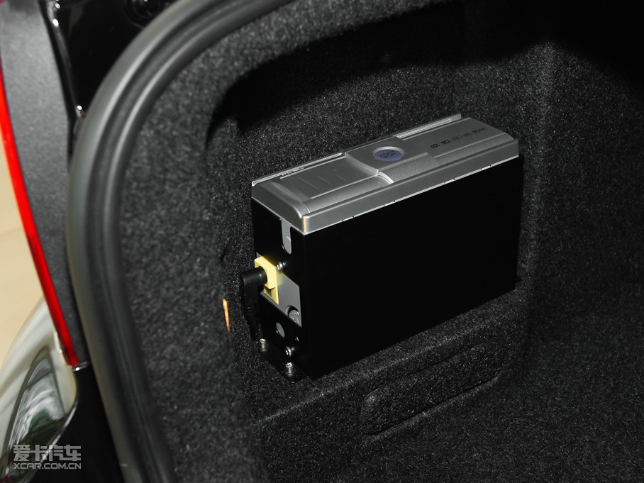 2011֠S80L 3.0T T6 (q)Ű