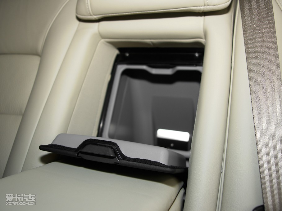 2011֠S80L 3.0T T6 Ű