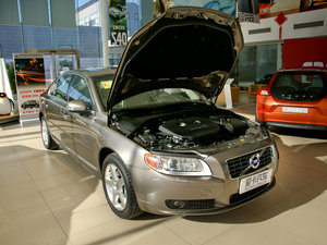 2011款2.0T 两驱智尊版 其它