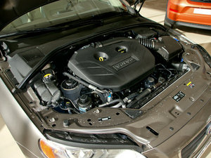 2011款2.0T 两驱智尊版 其它