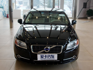 2011款3.0T T6 四驱智雅版 整体外观