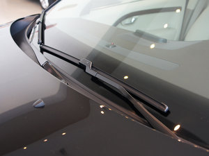 2011款3.0T T6 四驱智雅版 雨刷