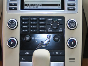 2011款2.0T 两驱智雅版 空调调节