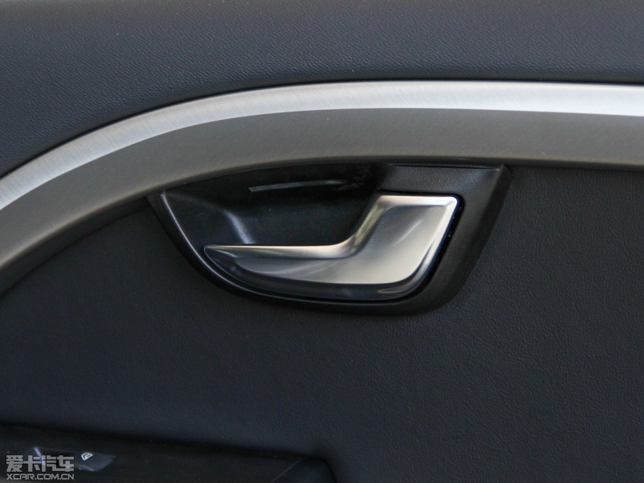 2014���֠���S80L 2.0T T5 ���ݰ�