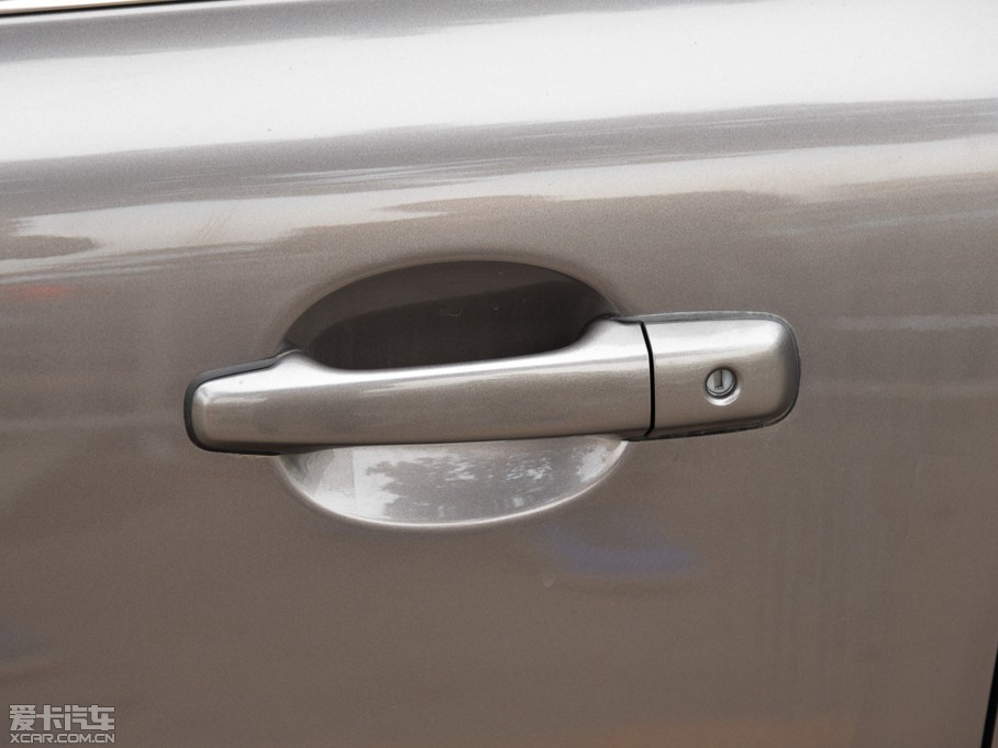 2015���֠���S80L 2.0T T5 ���Ű�