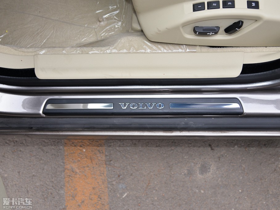 2015���֠���S80L 2.0T T5 ���Ű�