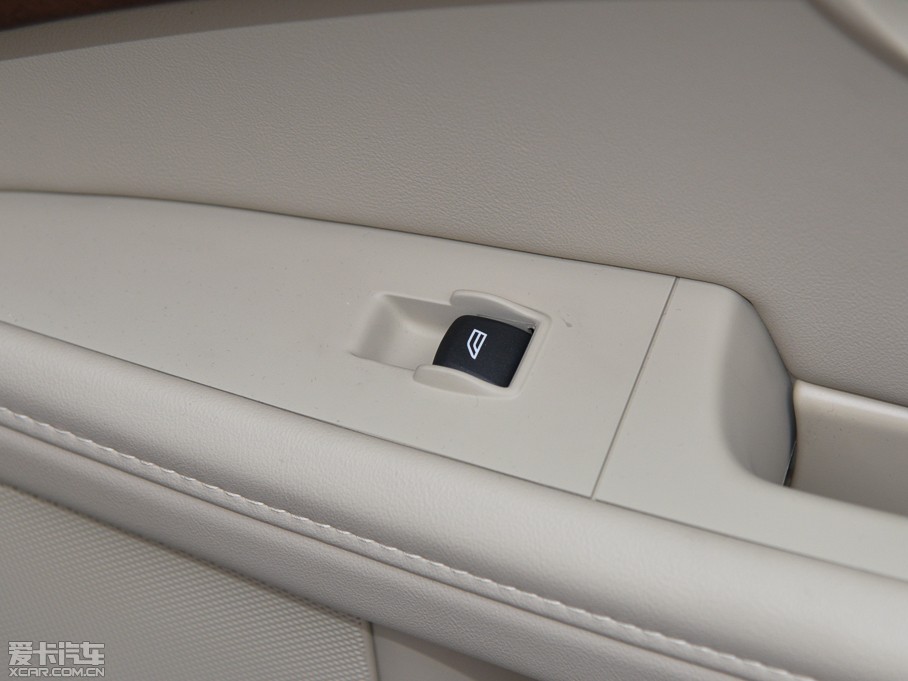 2015֠S80L 2.0T T5 Ű