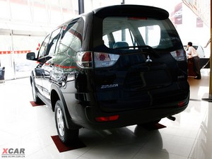 2009款2.0L 手动经典型 整体外观